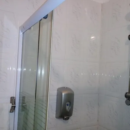 Metro Casa Musica Apartments And Rooms *