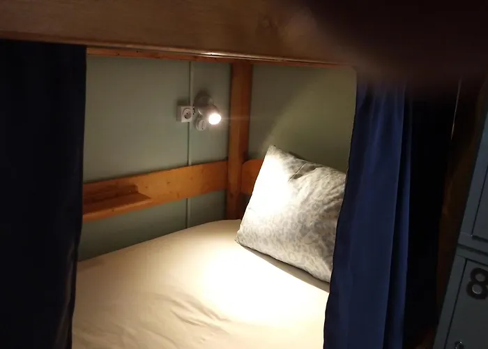 Metro Casa Musica And 아파트 *