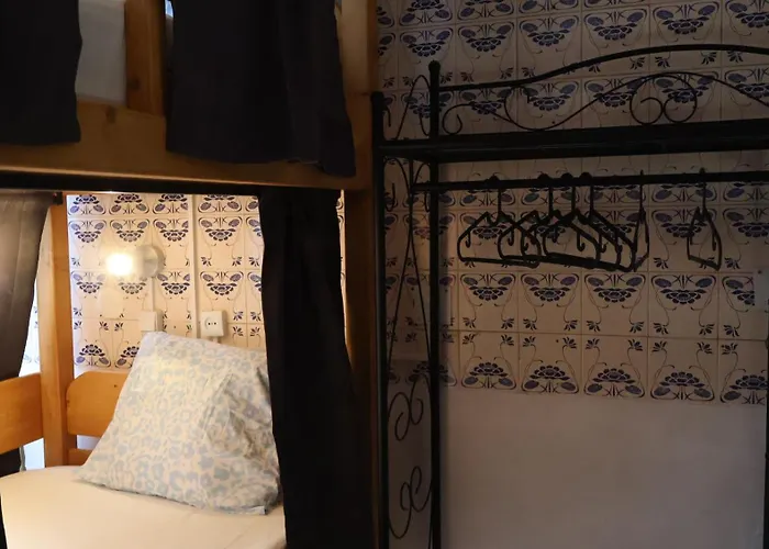 아파트 Metro Casa Musica And *