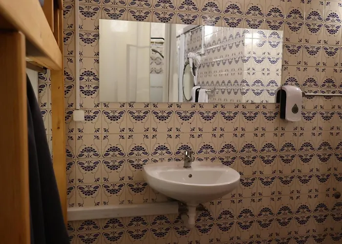 Metro Casa Musica And *