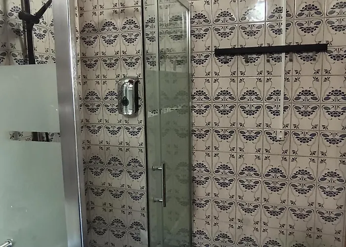 Metro Casa Musica And *